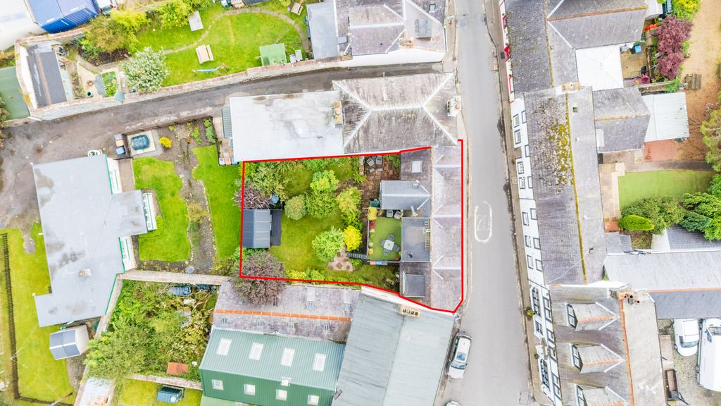 Property photo 3 of 41 Overhead