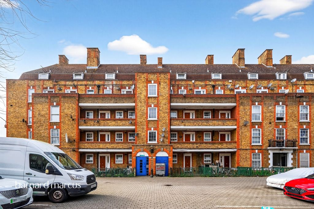 Property photo 3 of 13