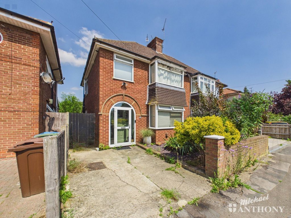 Property photo 1 of 14 Cam03852G0-Pr0713-Still001