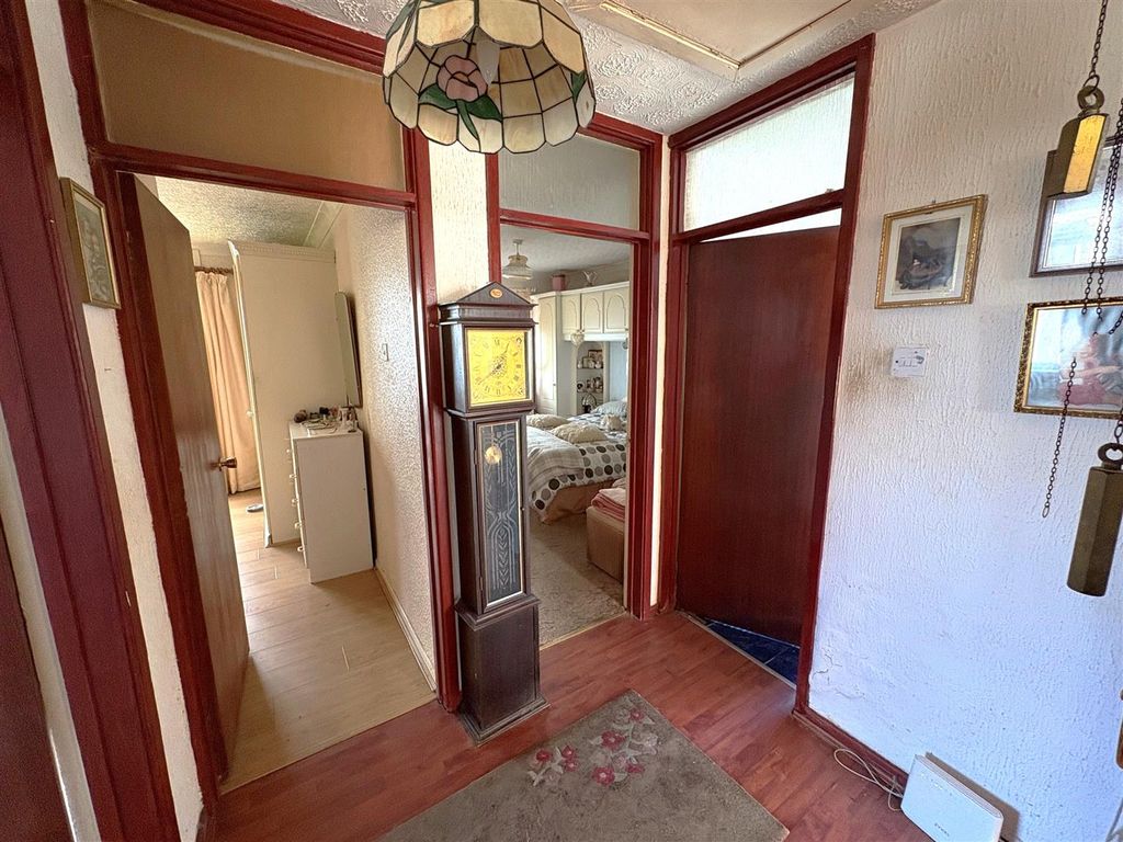 Property photo 3 of 31 Inner Hallway