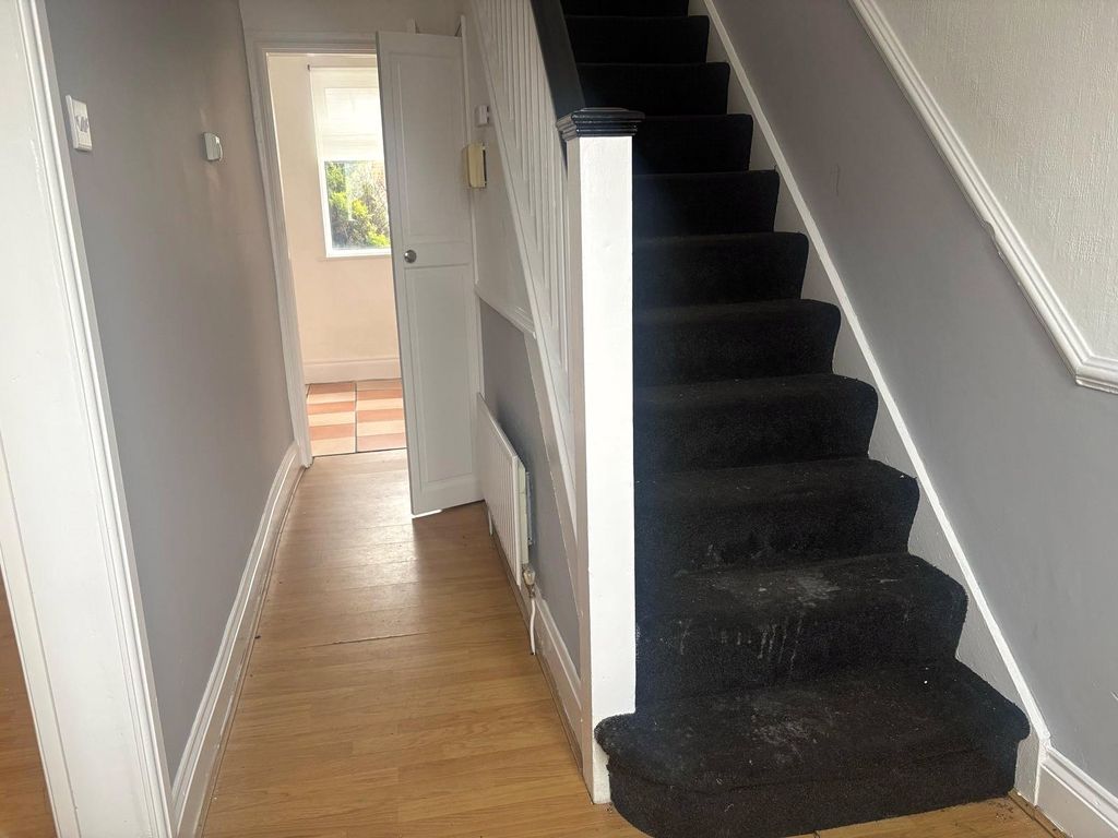 Property photo 2 of 14 Picture No. 03