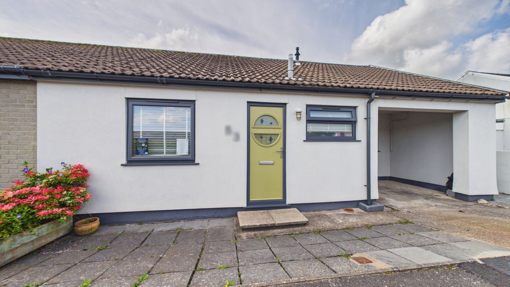 Property photo 1 of 14 3Â Bedroom Semi-Detached House For Sale