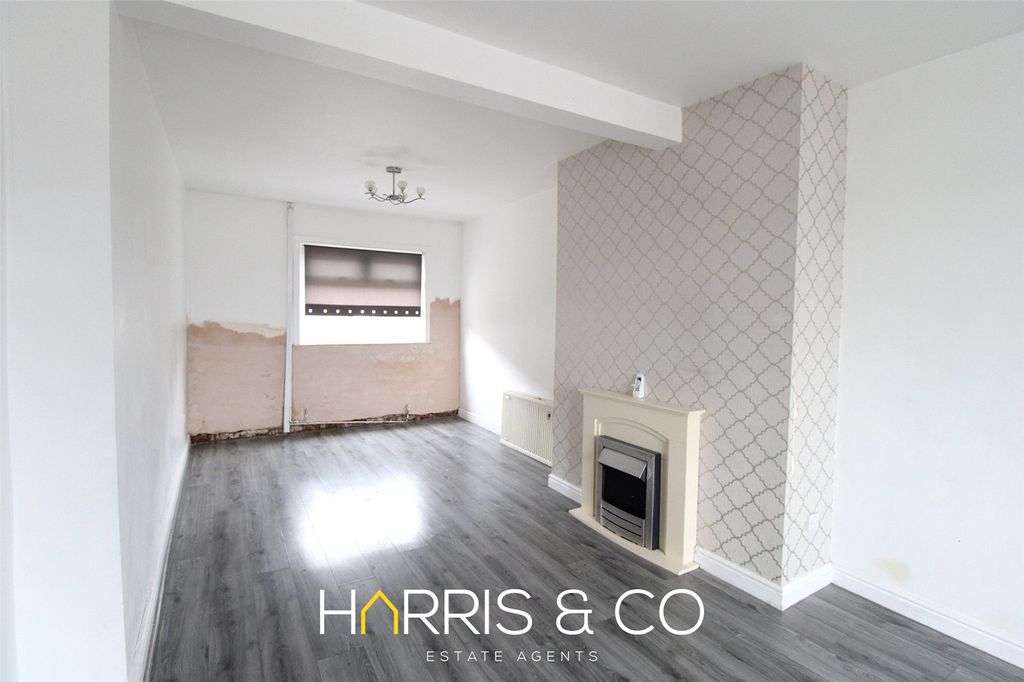 Property photo 2 of 11 Picture No. 04