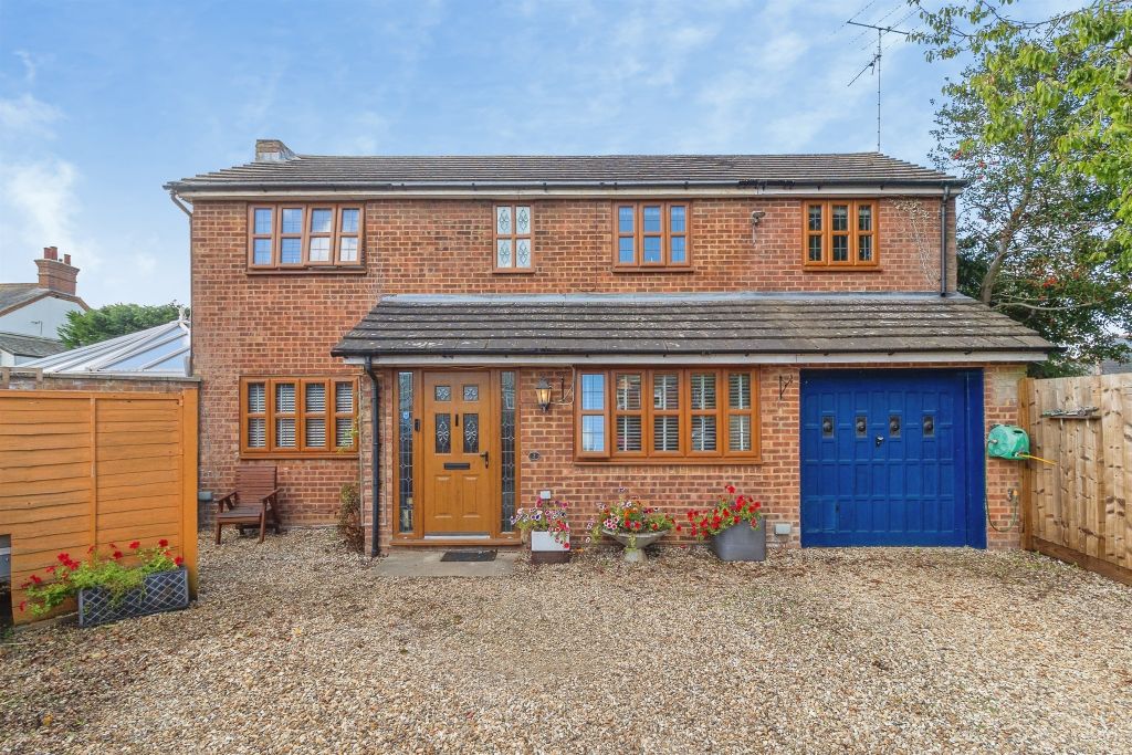 Property photo 1 of 27