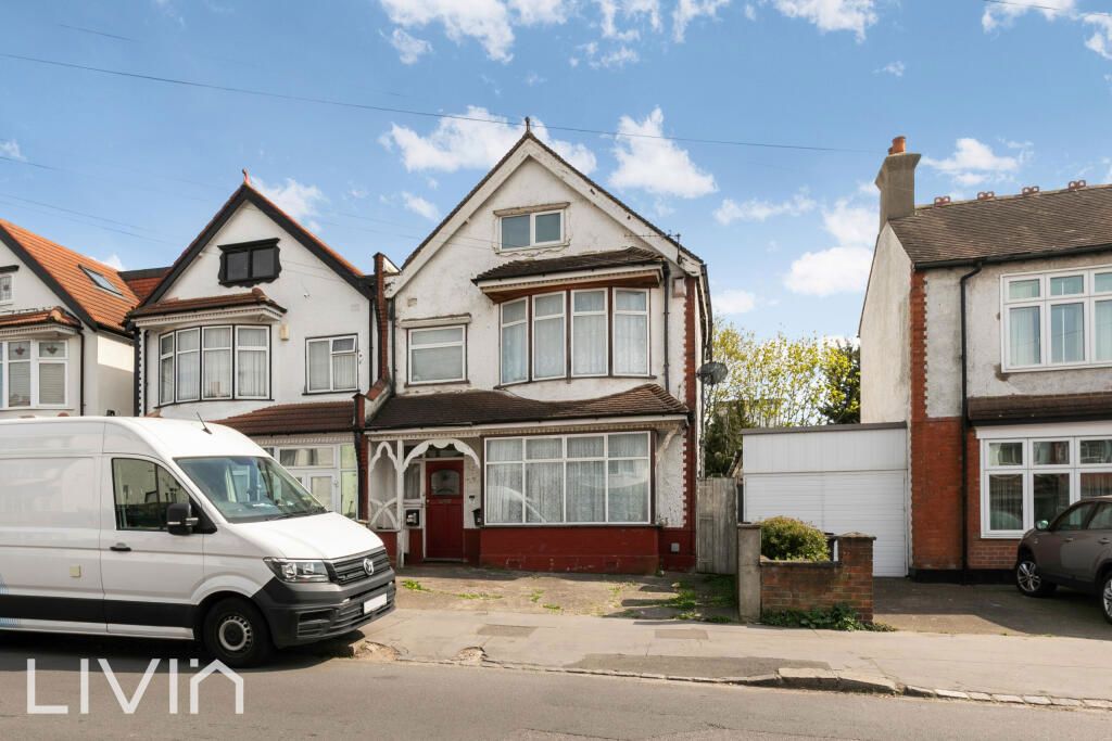Property photo 1 of 8