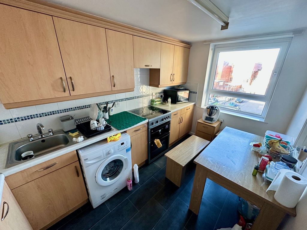 Property photo 3 of 5