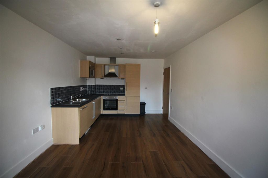 Property photo 3 of 12 4 Rec 2.Jpg