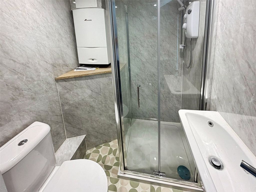 Property photo 3 of 11 Shower Room