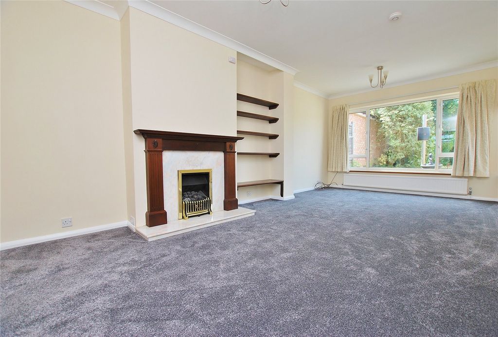 Property photo 2 of 11 Picture No. 12