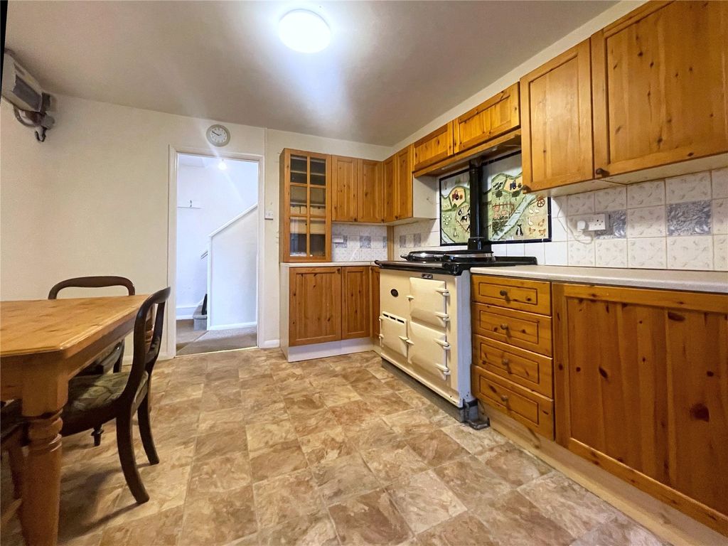 Property photo 2 of 19 Picture No. 13