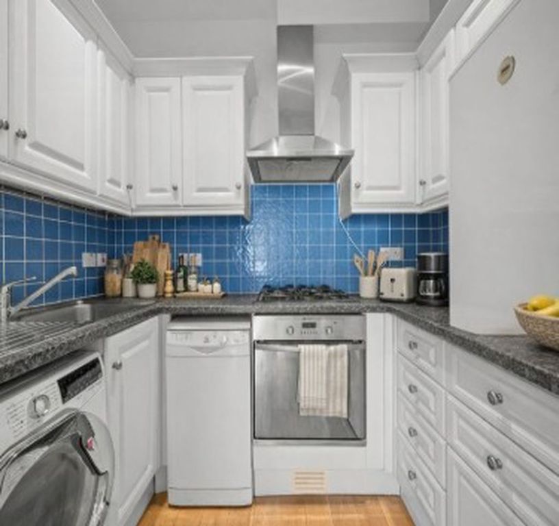 Property photo 2 of 7 Photo 4