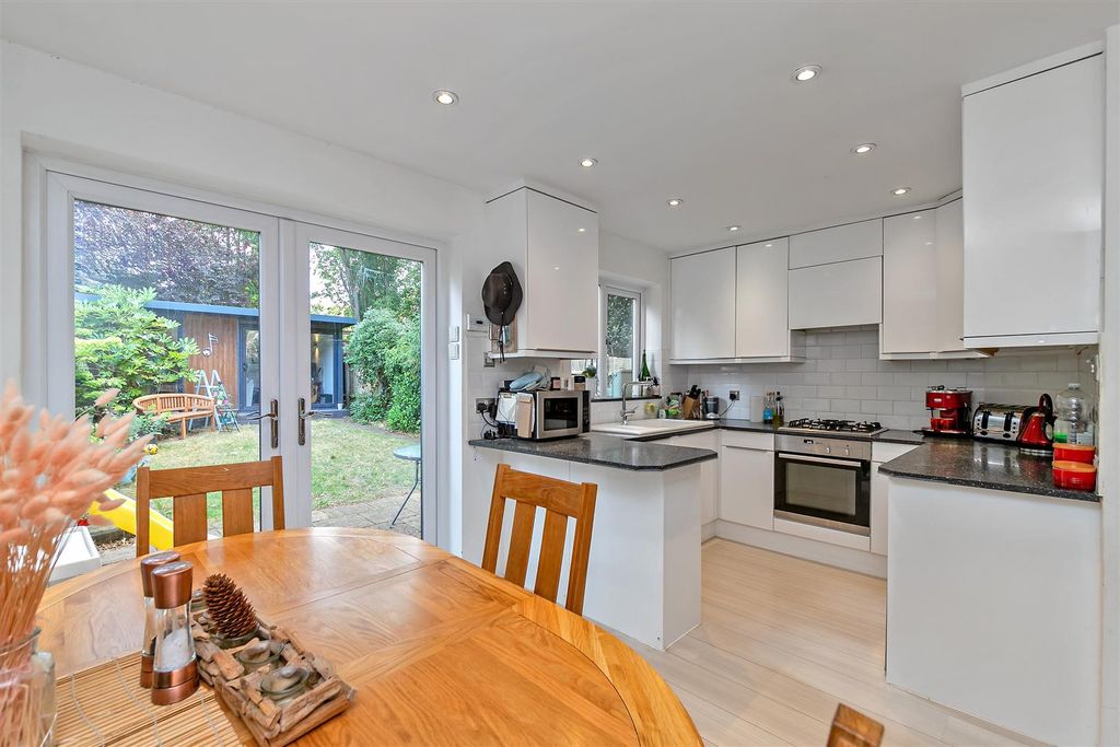 Property photo 3 of 21 1Greenbanks-11.Jpg