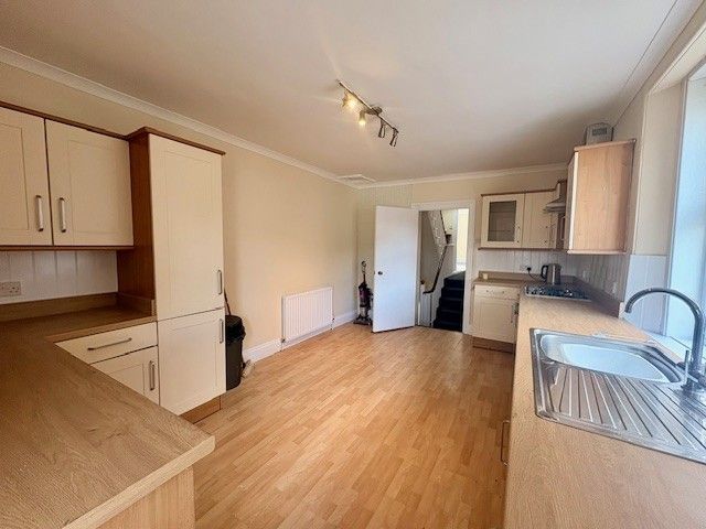 Property photo 2 of 17 Image