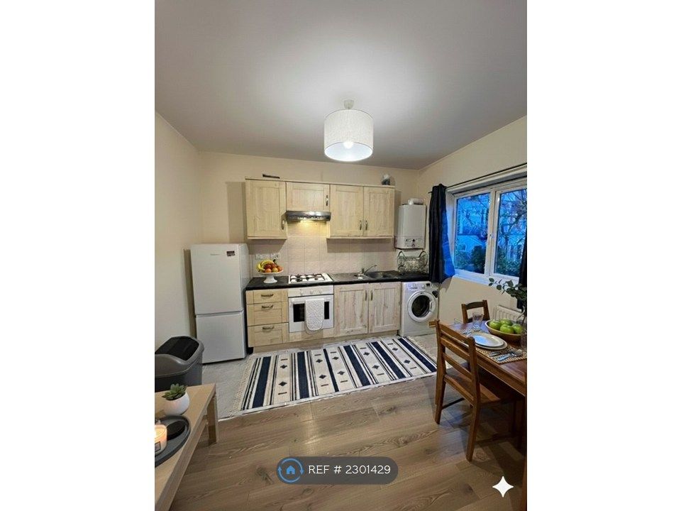 Property photo 1 of 3