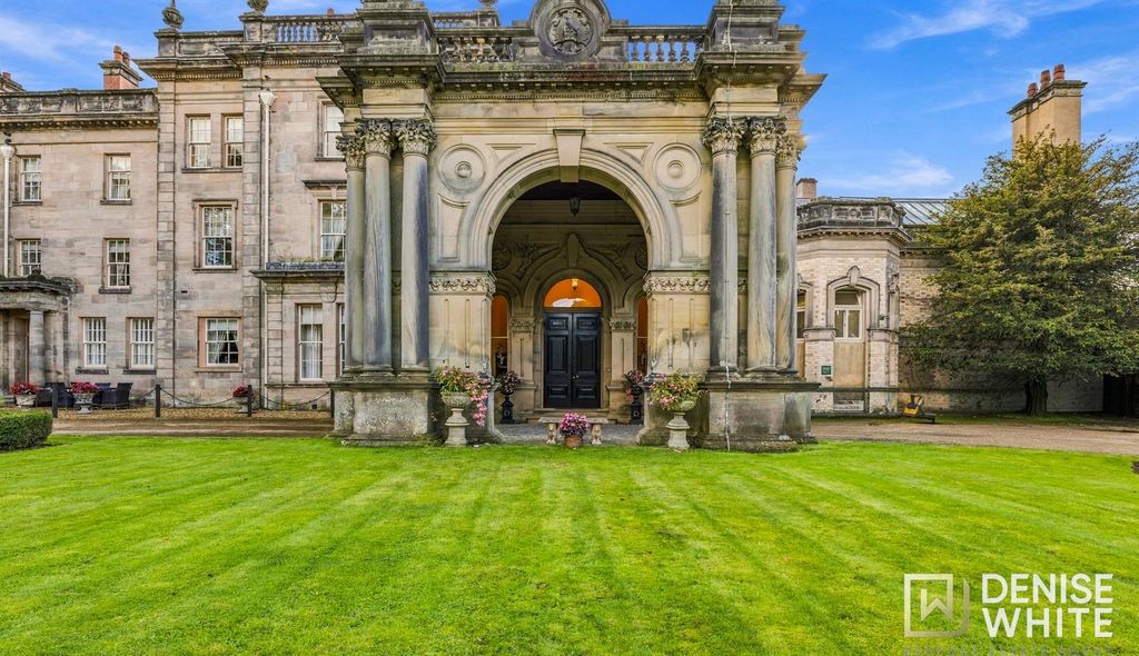 Property photo 3 of 47 Biddulph Grange