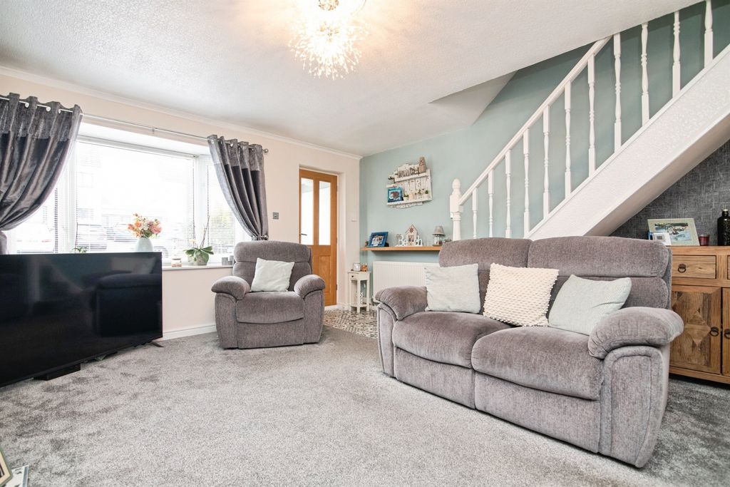 Property photo 3 of 15