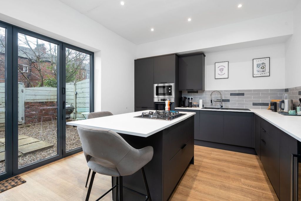 Property photo 3 of 16 Picture No. 04