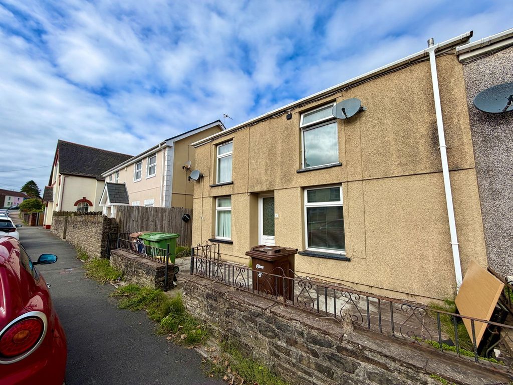 Property photo 1 of 30