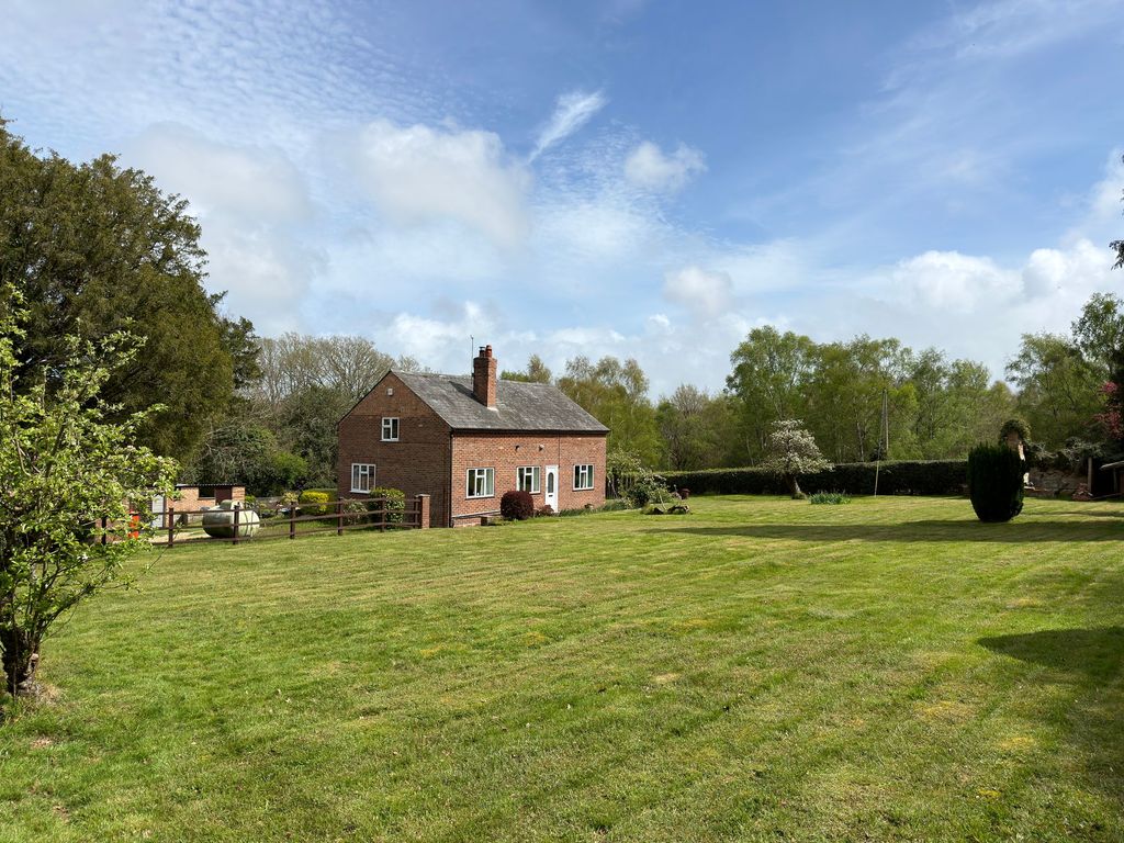 Property photo 1 of 18