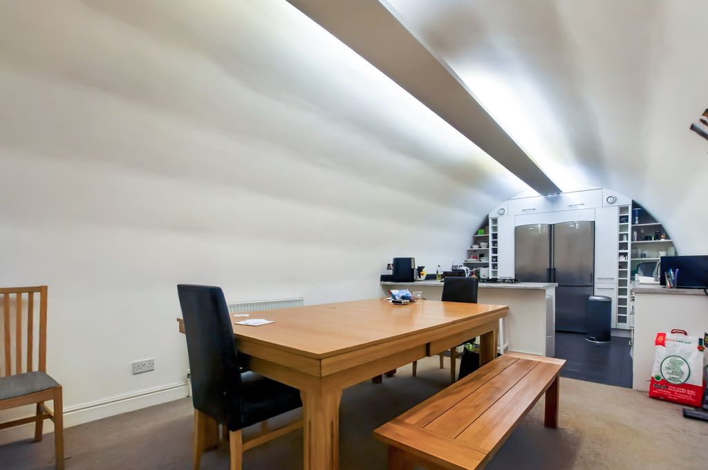 Property photo 2 of 25 Kitchen/Dining Room