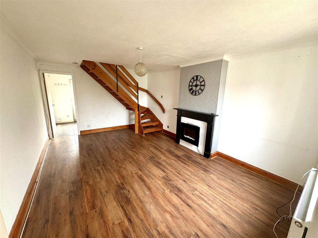 Property photo 2 of 4 6.Jpg