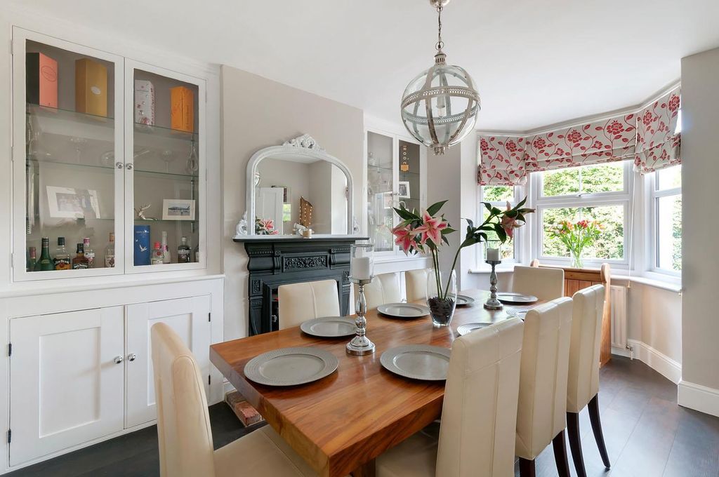 Property photo 2 of 17 27Headcorn02.Jpg