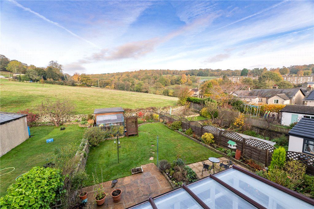 Property photo 2 of 32 Garden & View