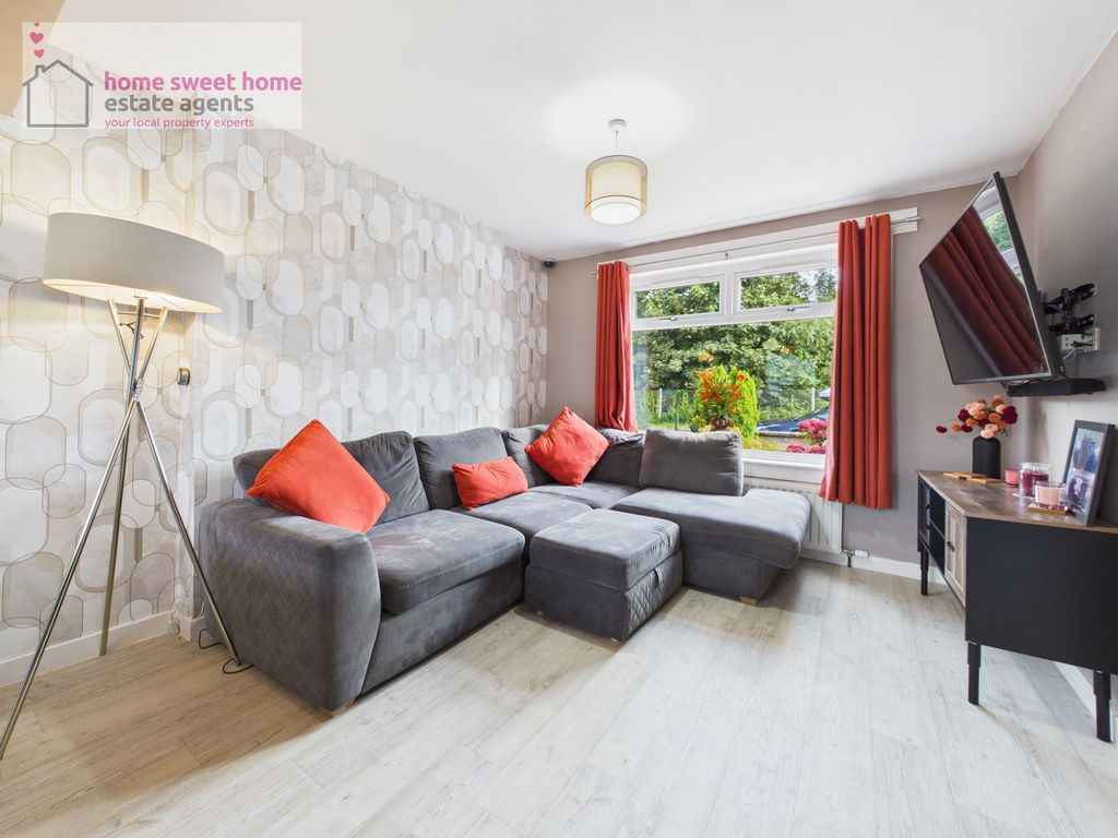 Property photo 2 of 33