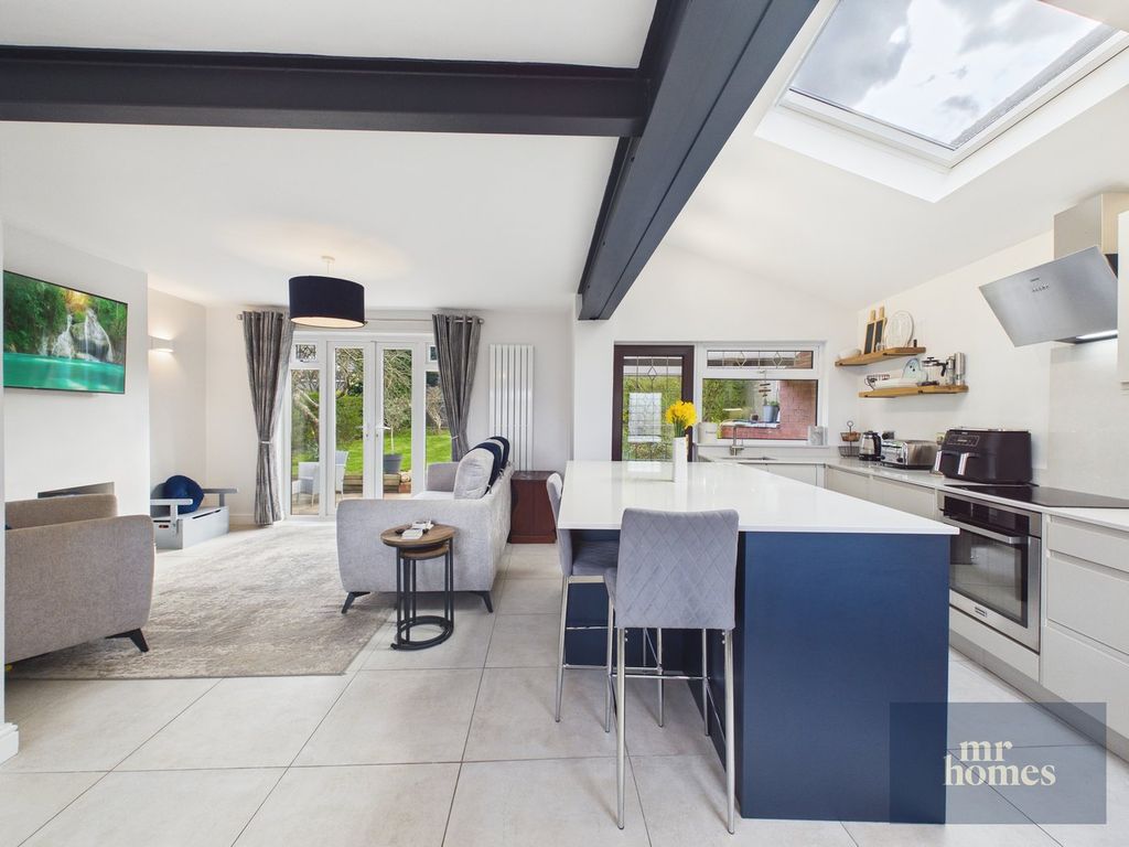 Property photo 2 of 38