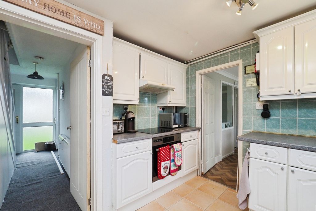 Property photo 2 of 27 Pbox-Img.Jpg