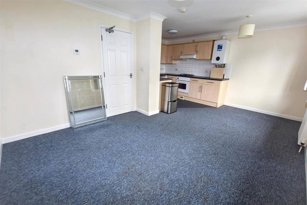 Property photo 2 of 15 Dsc_8213.Jpg