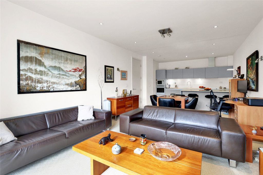 Property photo 3 of 12 Picture No. 13