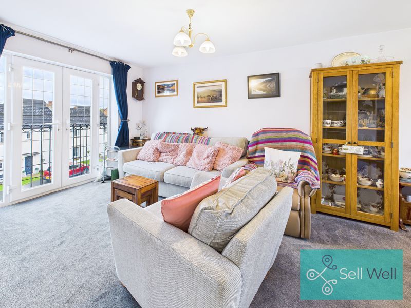 Property photo 1 of 16 Lounge