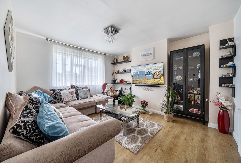 Property photo 2 of 19 1465540-17-6A1045...