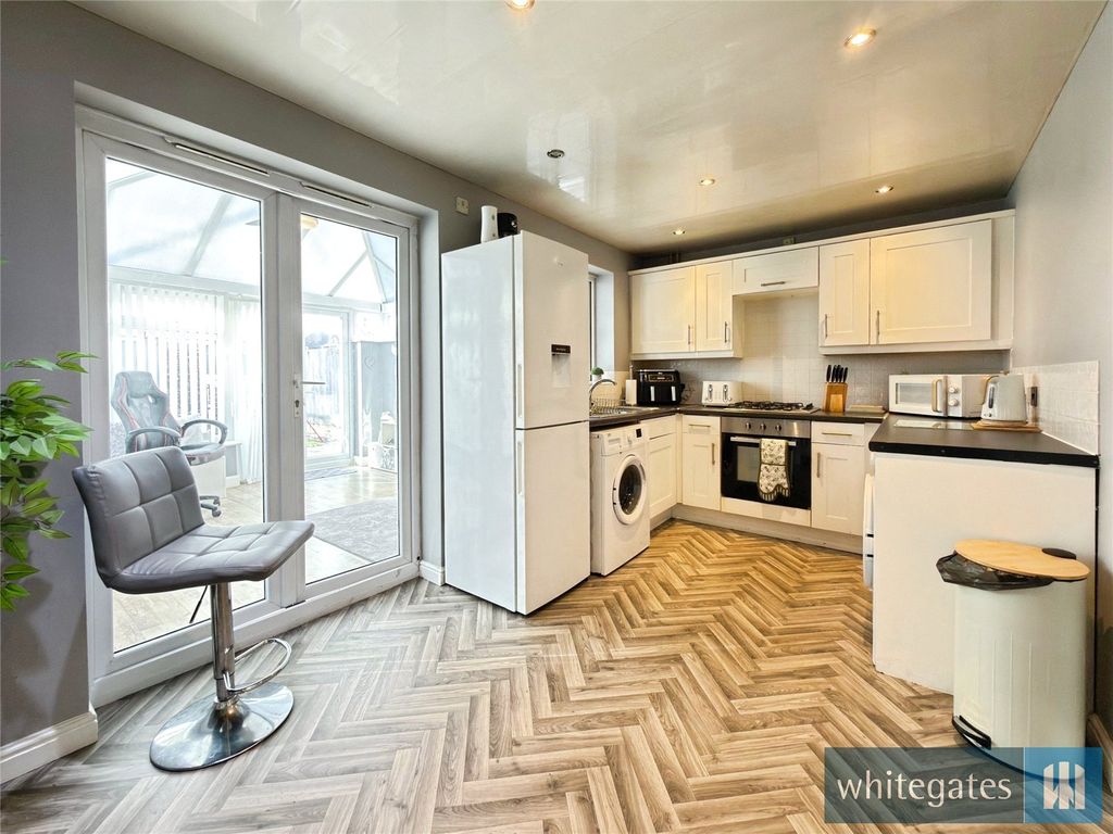 Property photo 3 of 18 Picture No. 14