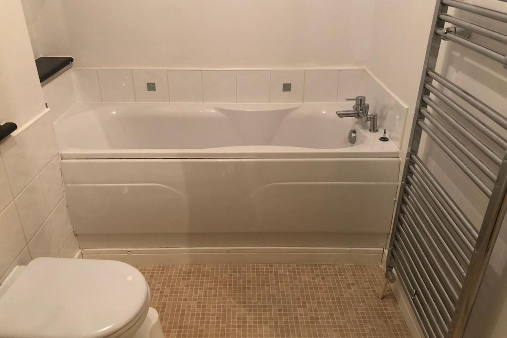 Property photo 3 of 12