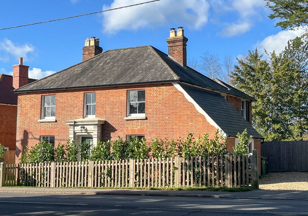 Property photo 1 of 48