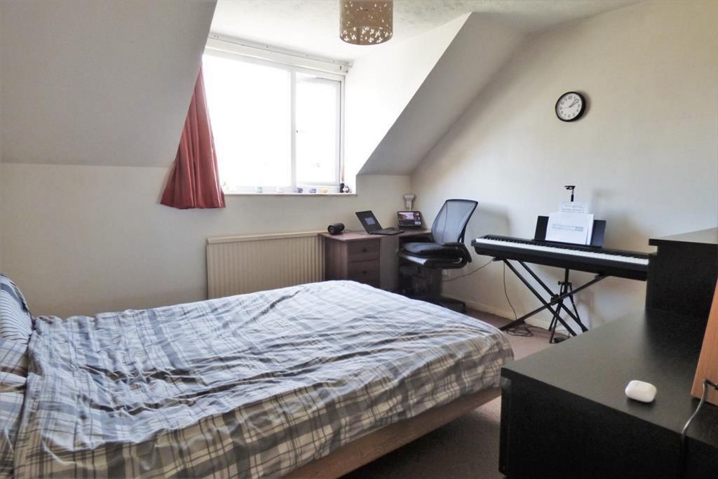 Property photo 3 of 5