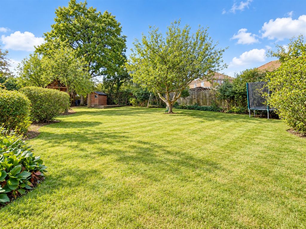 Property photo 2 of 11 Picture No. 03