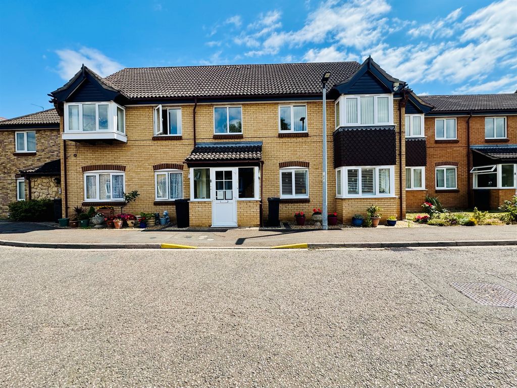 Property photo 1 of 13