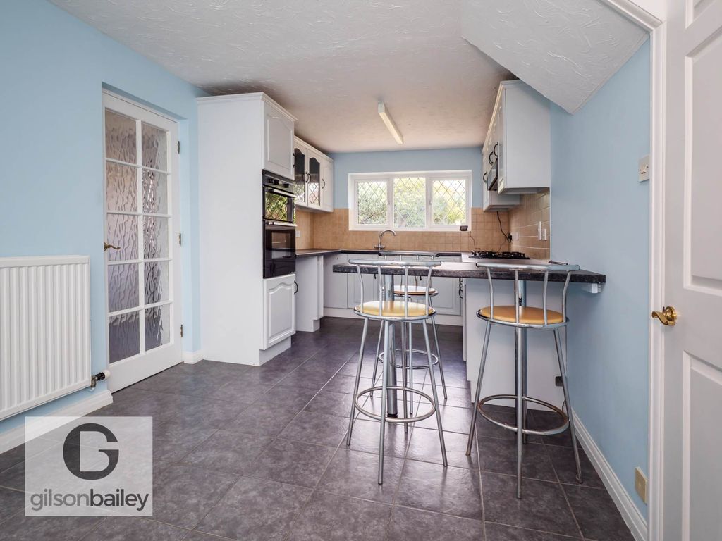 Property photo 3 of 23