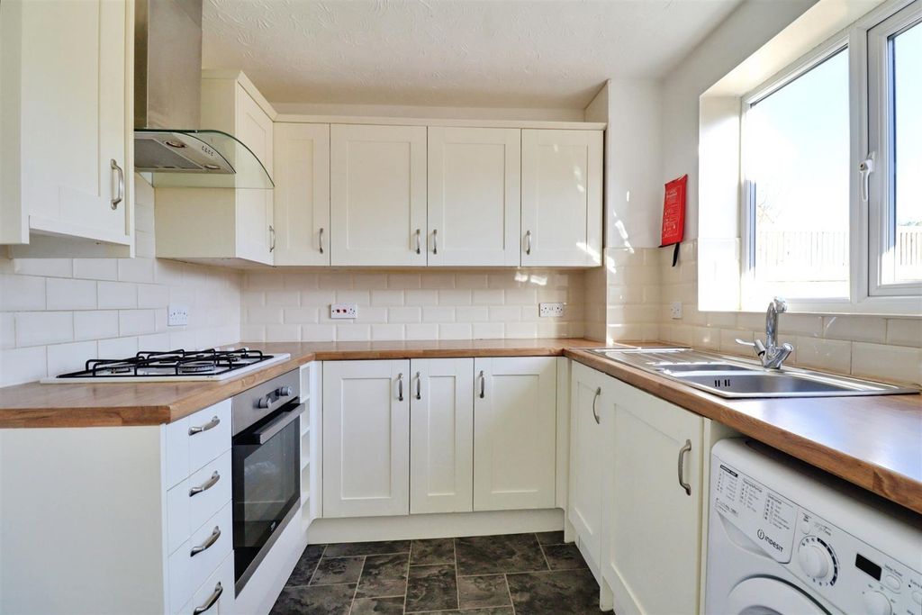 Property photo 3 of 12 E26F228A-Img_8750-Img_8752.Jpg