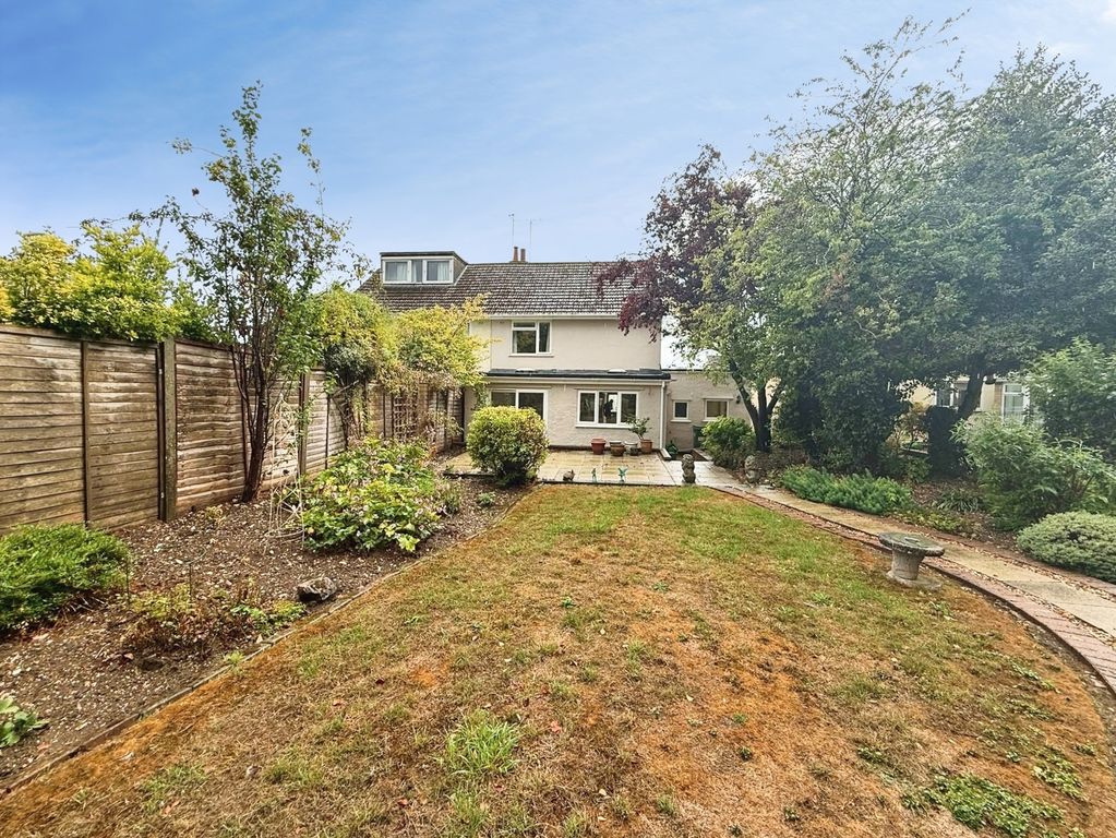 Property photo 2 of 16 Pbox-Img.Jpg