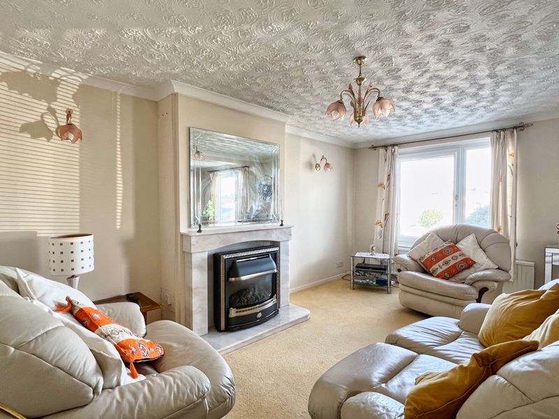 Property photo 3 of 20 Photo 6