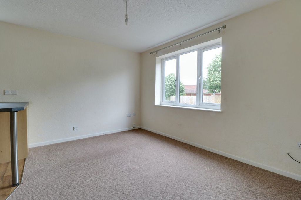 Property photo 2 of 4