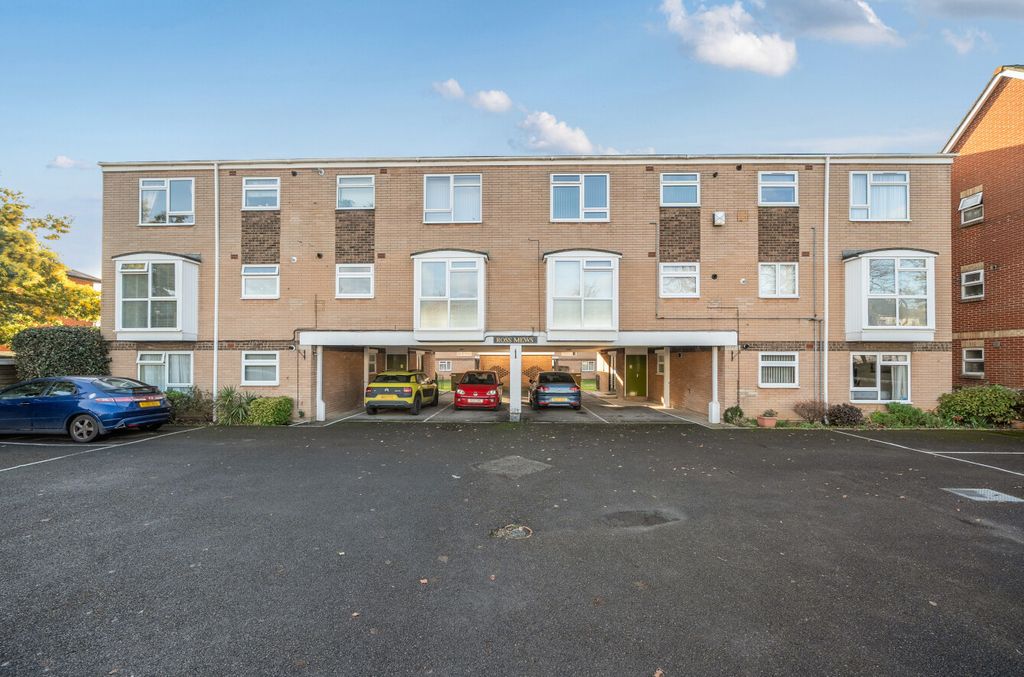 Property photo 1 of 13 1396832-5-695E9F3...