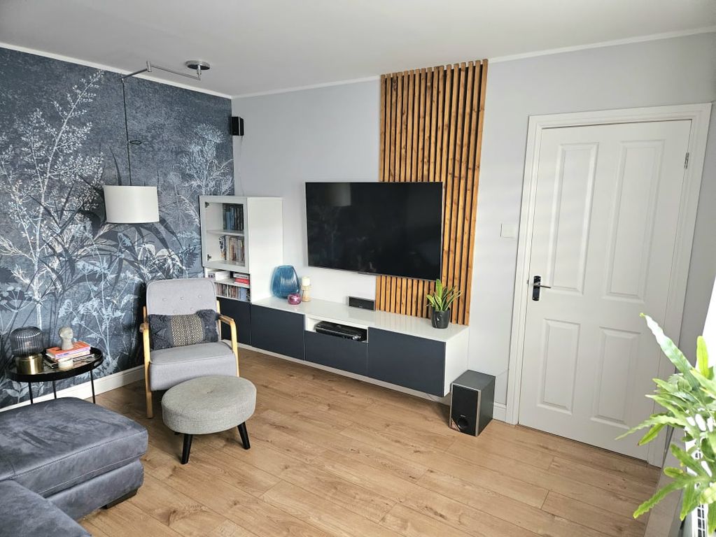 Property photo 3 of 22