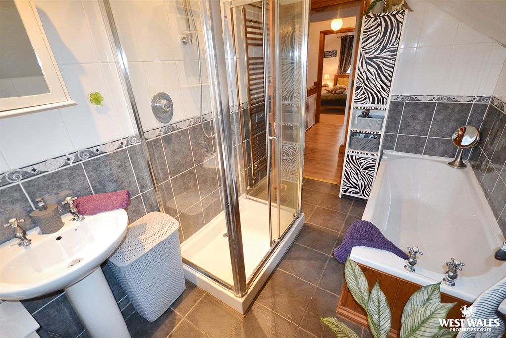 Additional image 35 of 6 bed detached bungalow for saleKings Park, Templeton, Narberth SA67