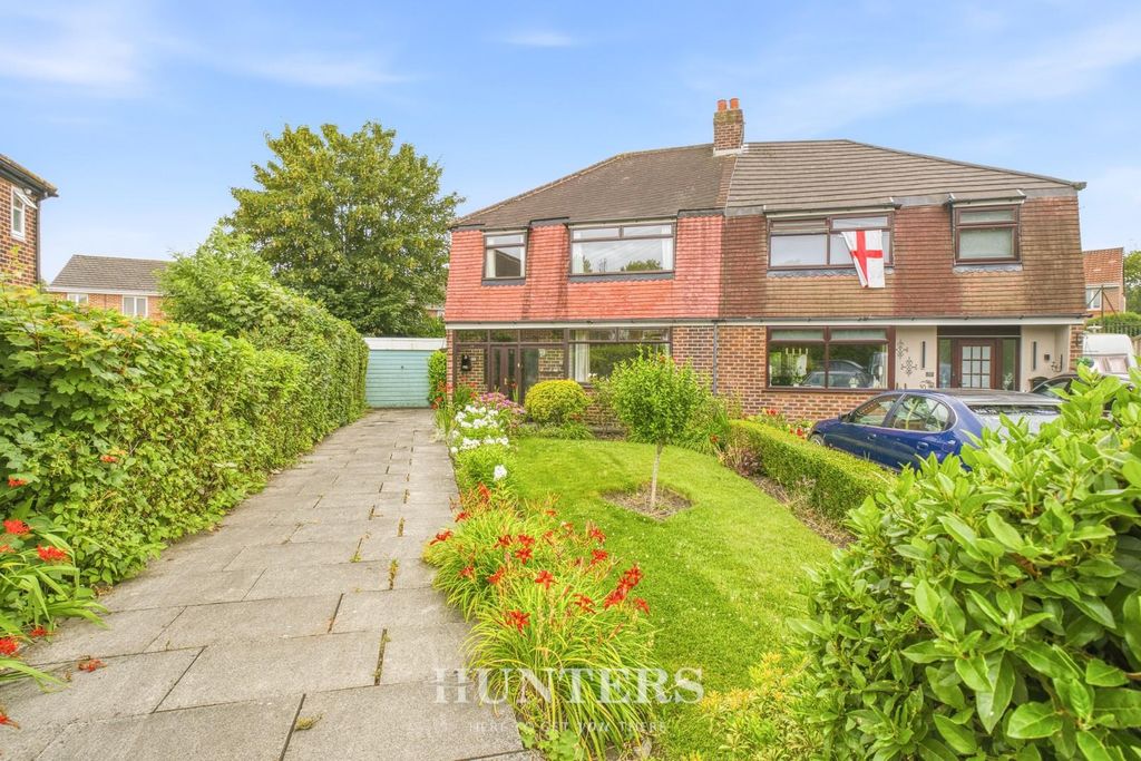 Property photo 1 of 20 Pennine Close (27).Jpg