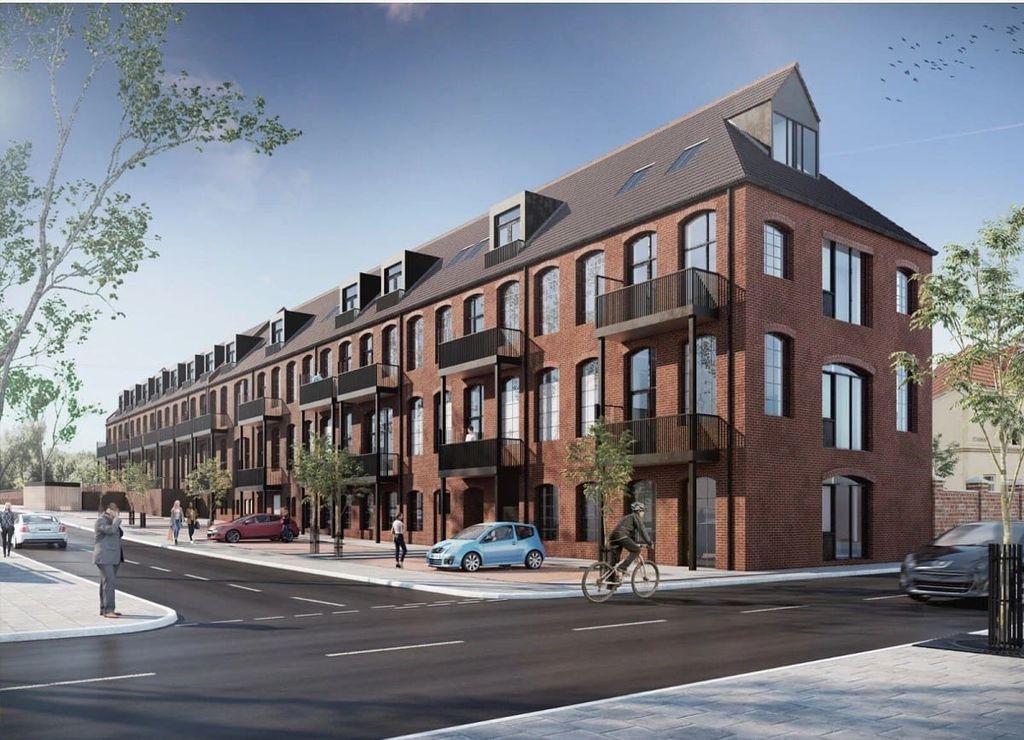 Property photo 3 of 11